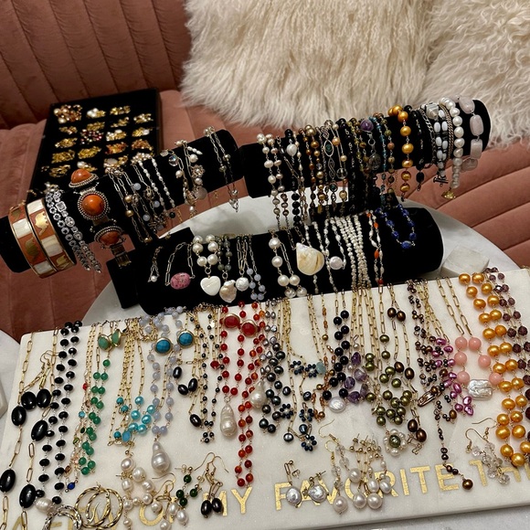 LIVE NOW! Jewelry Layering W/ Freshwater Pearls, Gemstone, Vintage ✨ 25% Off - Picture 1 of 3